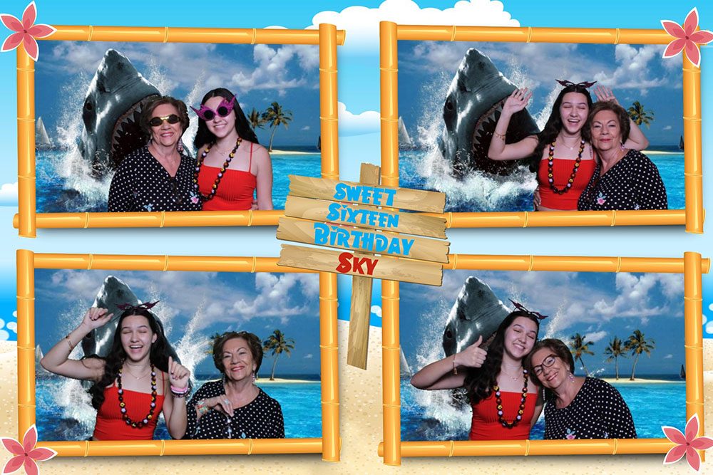 Las Vegas wedding photo booth