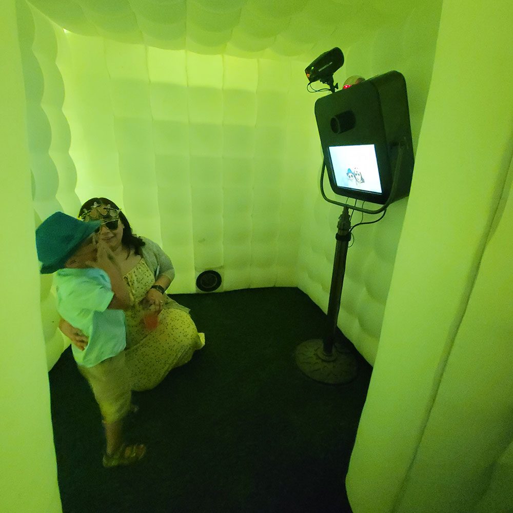 Las Vegas wedding photo booth
